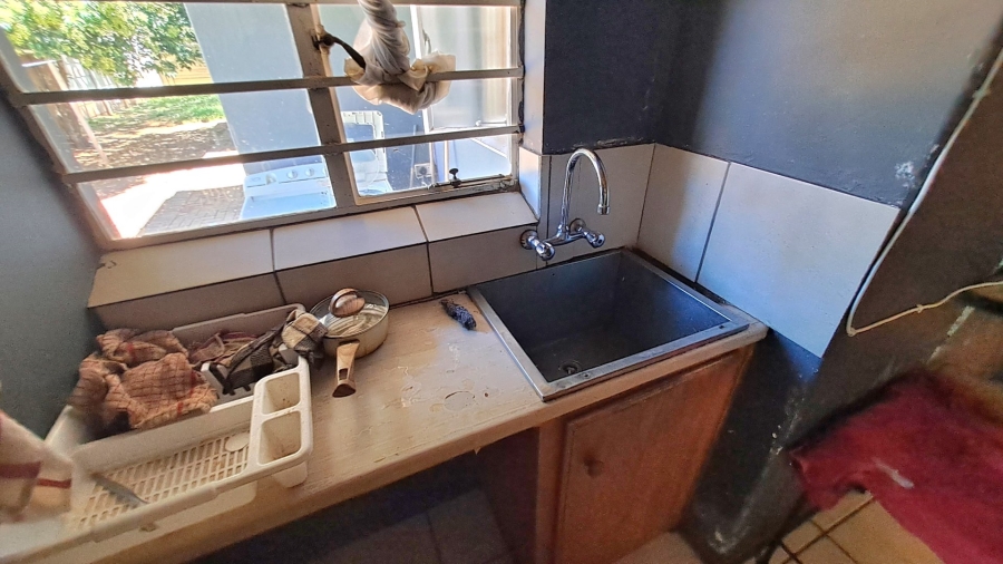 8 Bedroom Property for Sale in Brandwag Free State